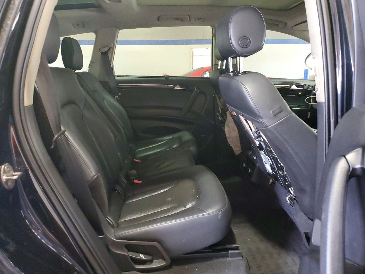 AUDI Q7 2012 — 11
