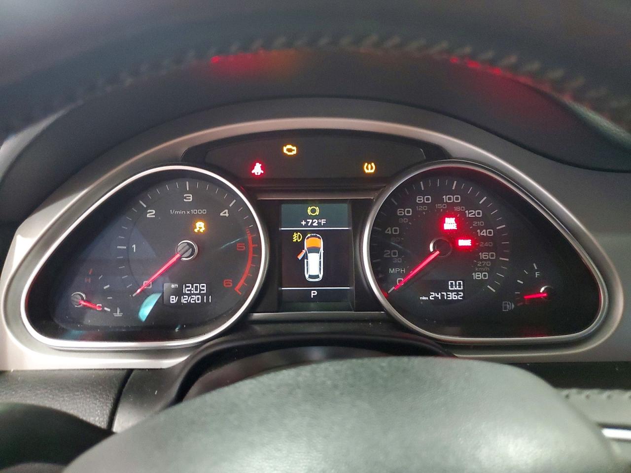 AUDI Q7 2012 — 9