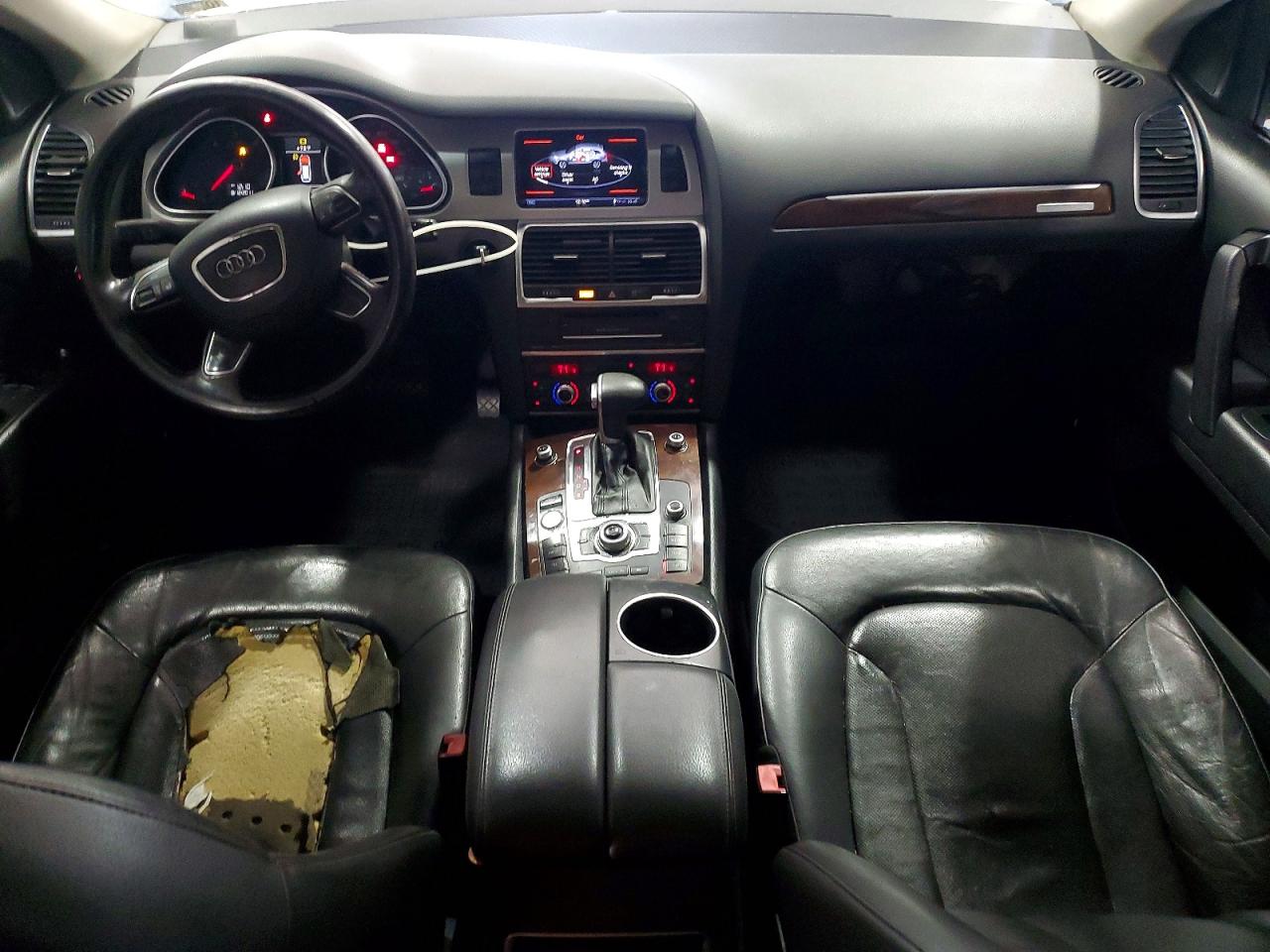 AUDI Q7 2012 — 8