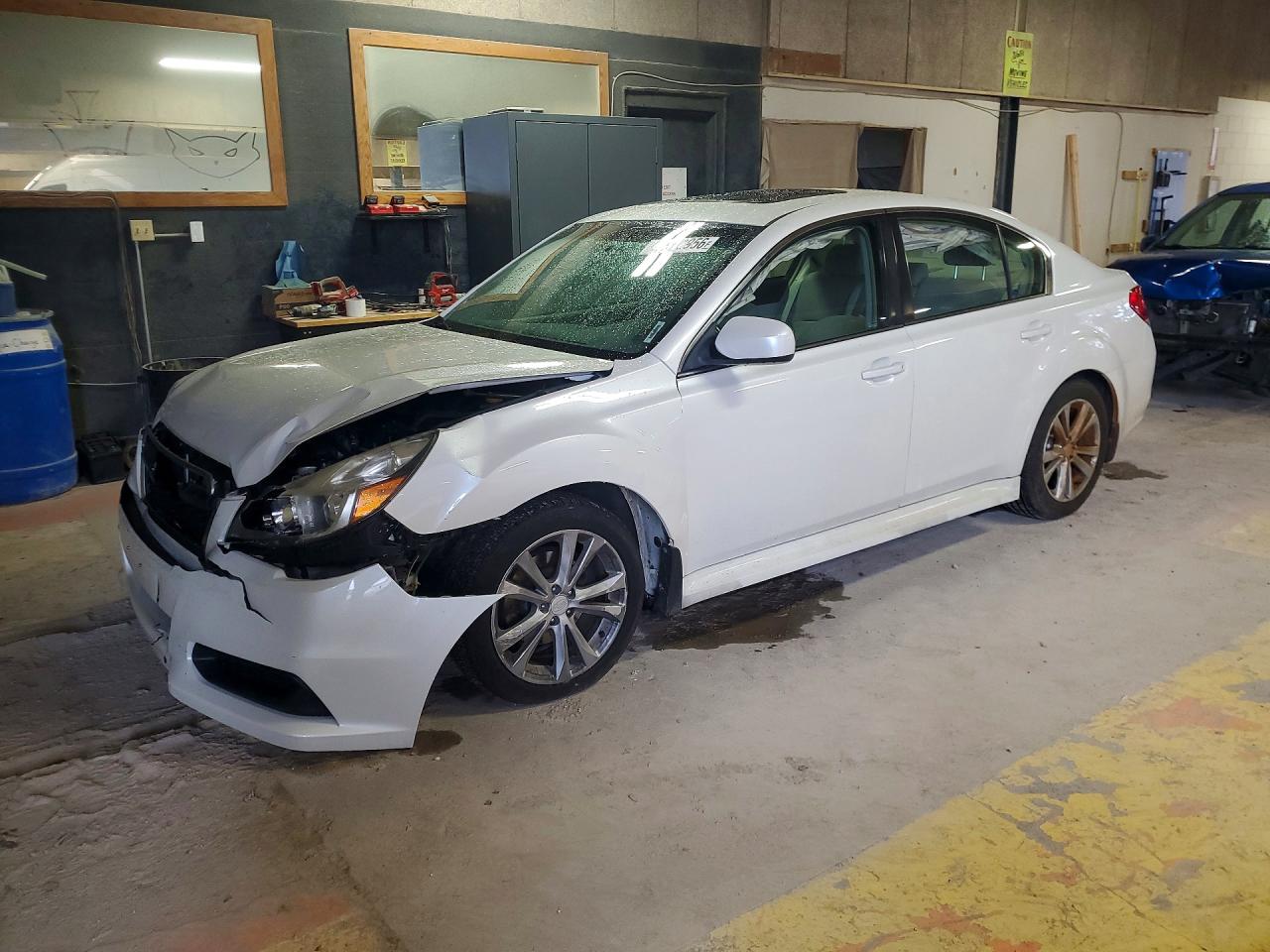 SUBARU LEGACY 2014 — 2
