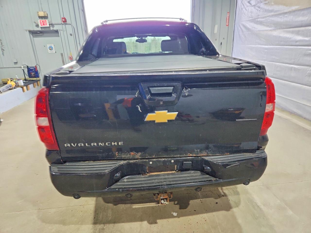 CHEVROLET AVALANCHE 2013 — 7
