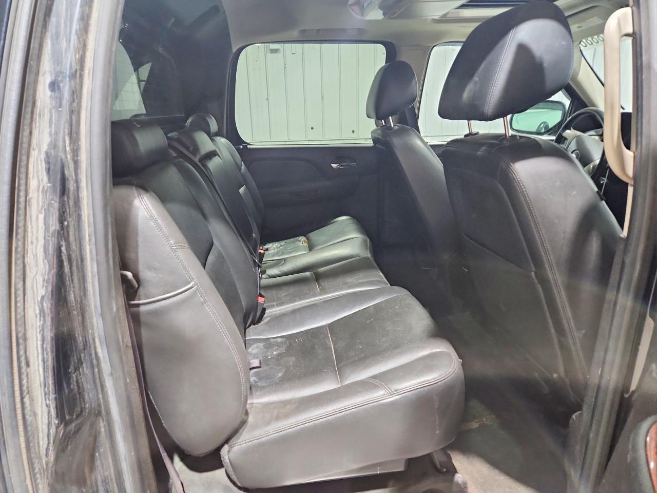 CHEVROLET AVALANCHE 2013 — 11