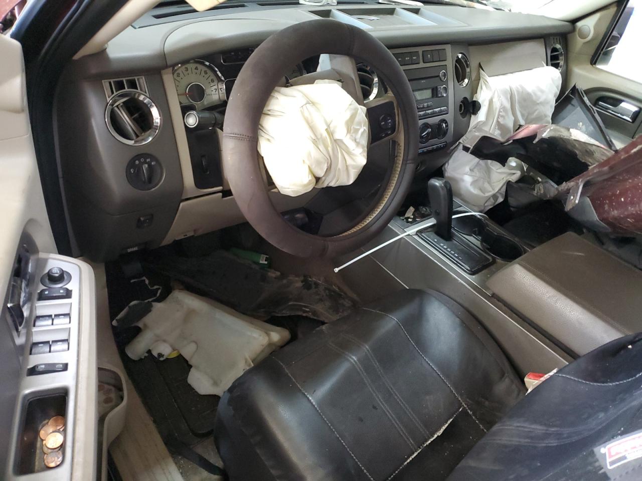 FORD EXPEDITION 2011 — 9