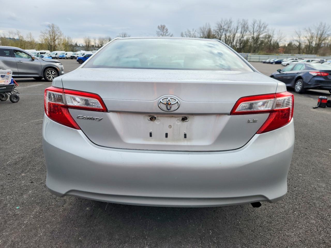 TOYOTA CAMRY 2012 — 7