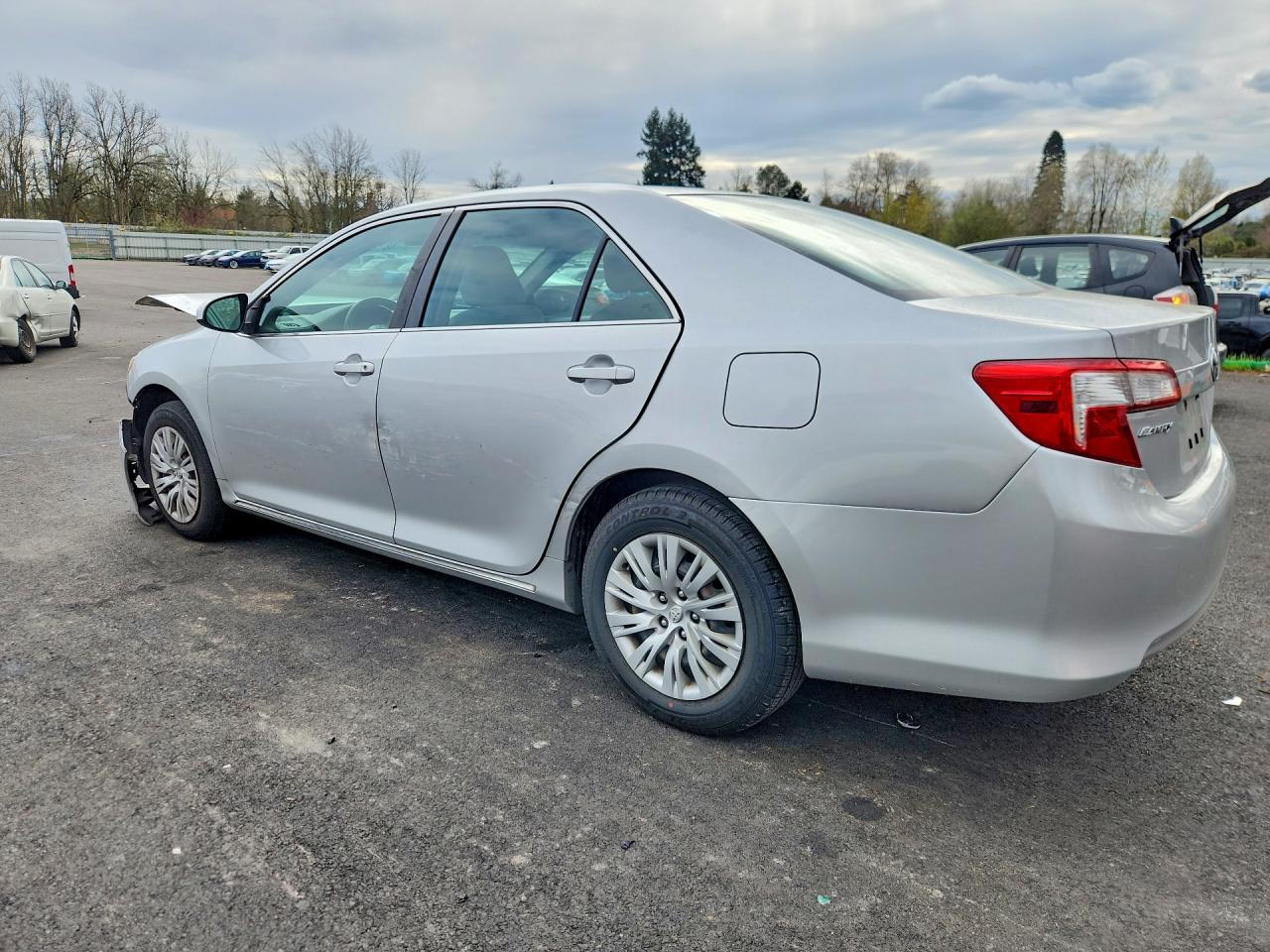 TOYOTA CAMRY 2012 — 3