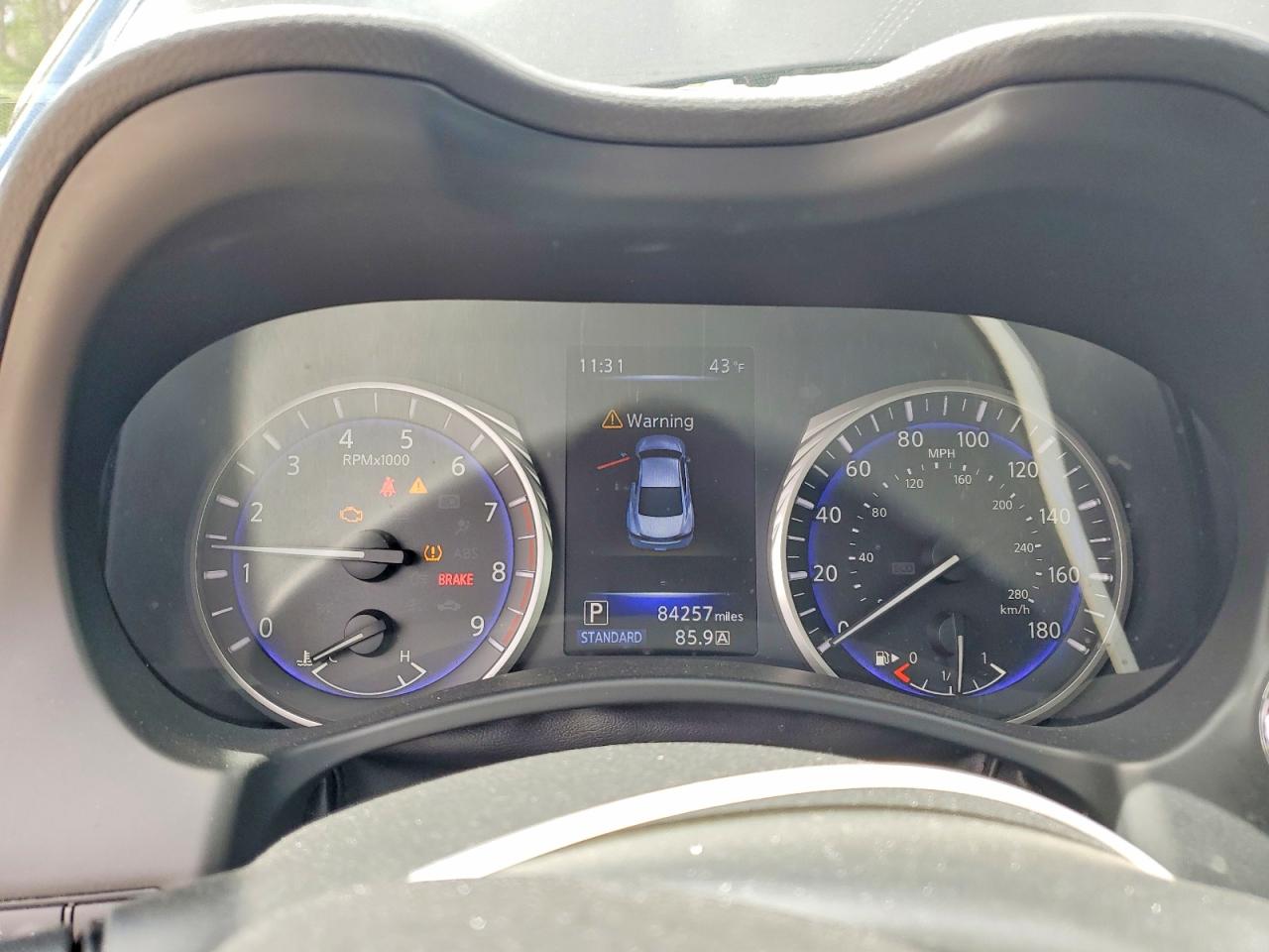 INFINITI Q60 2018 — 10