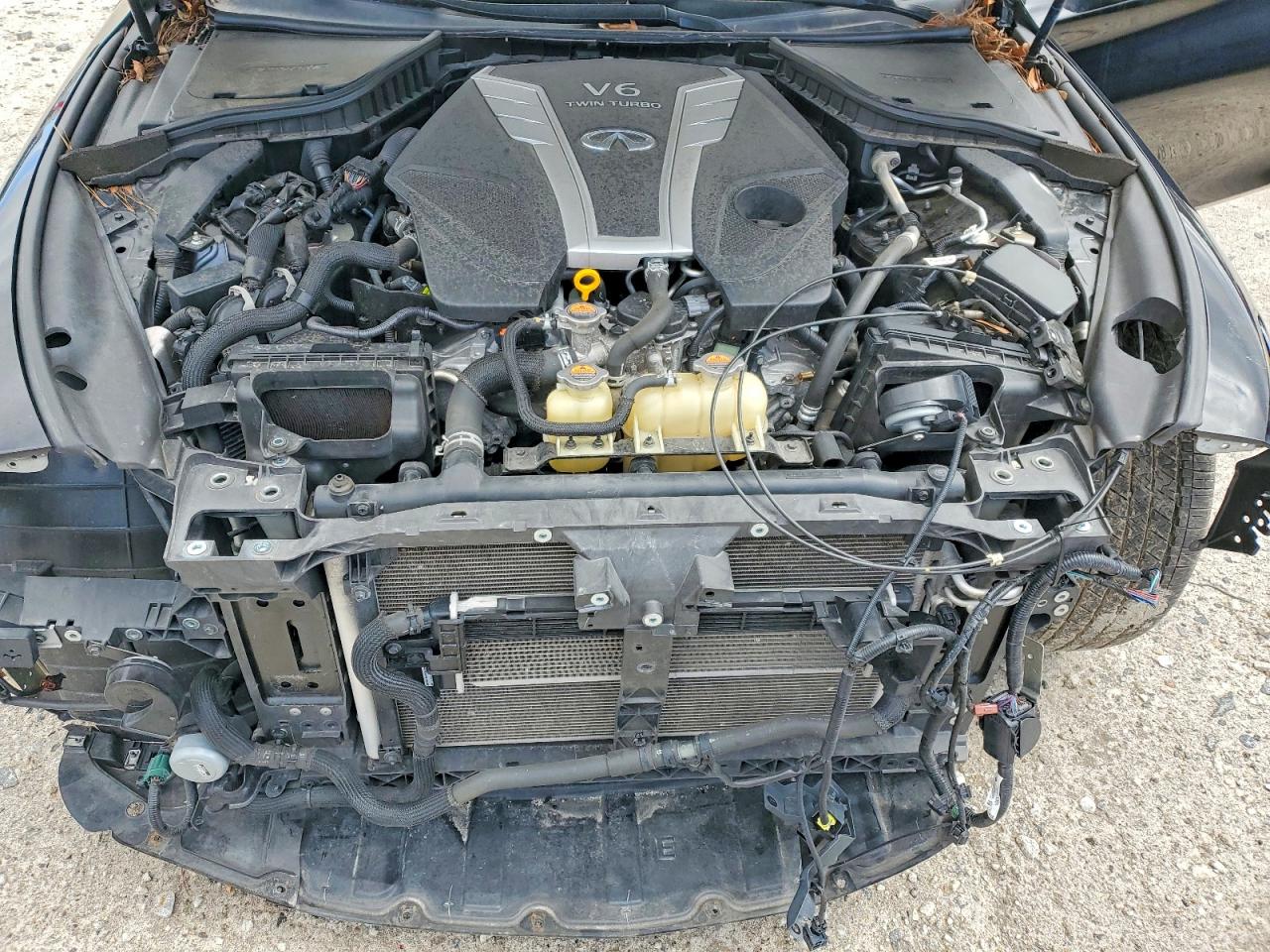 INFINITI Q60 2018 — 12