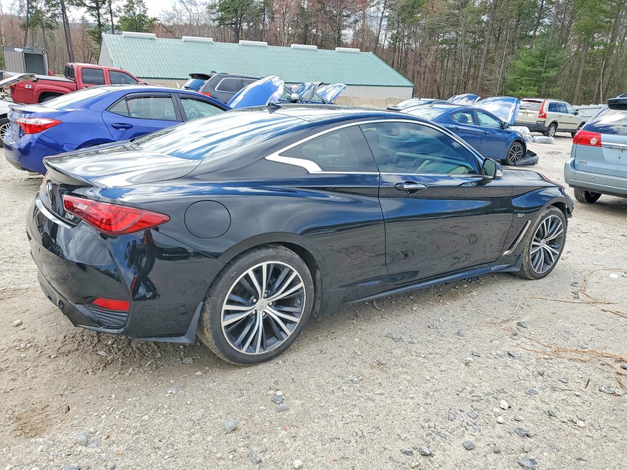 INFINITI Q60 2018 — 4