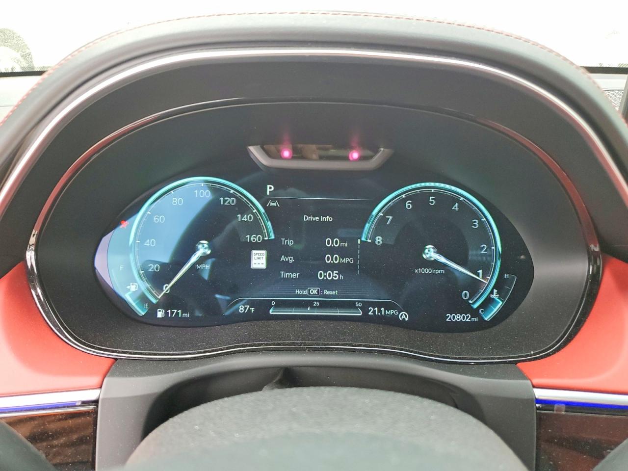 GENESIS GV70 2024 — 10