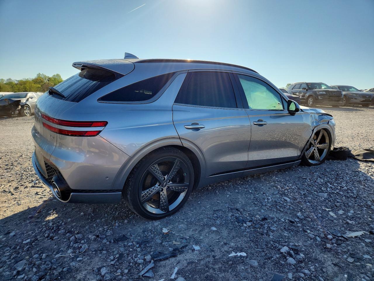 GENESIS GV70 2024 — 4