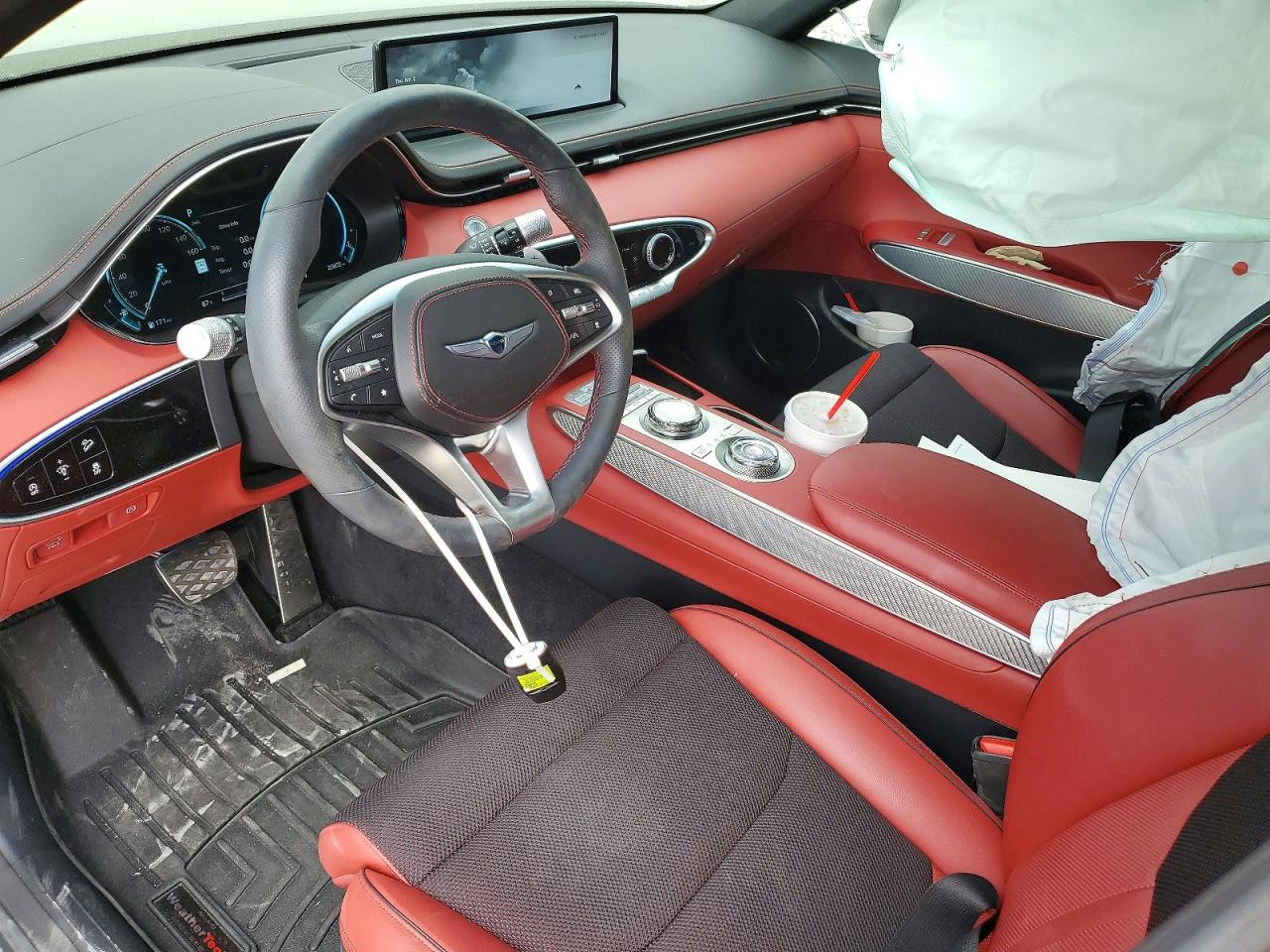 GENESIS GV70 2024 — 9