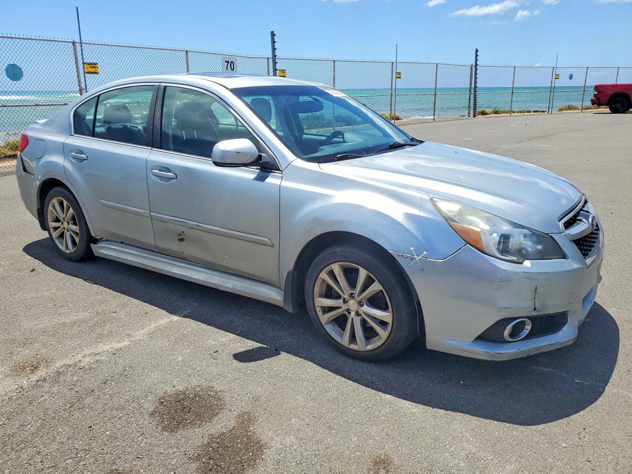 SUBARU LEGACY 2013 — 5