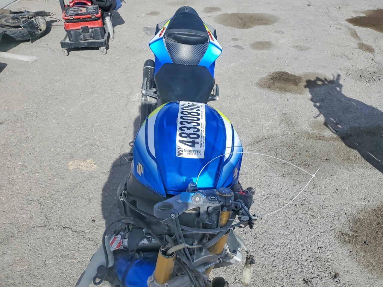 SUZUKI GSX-R750 2015 — 6