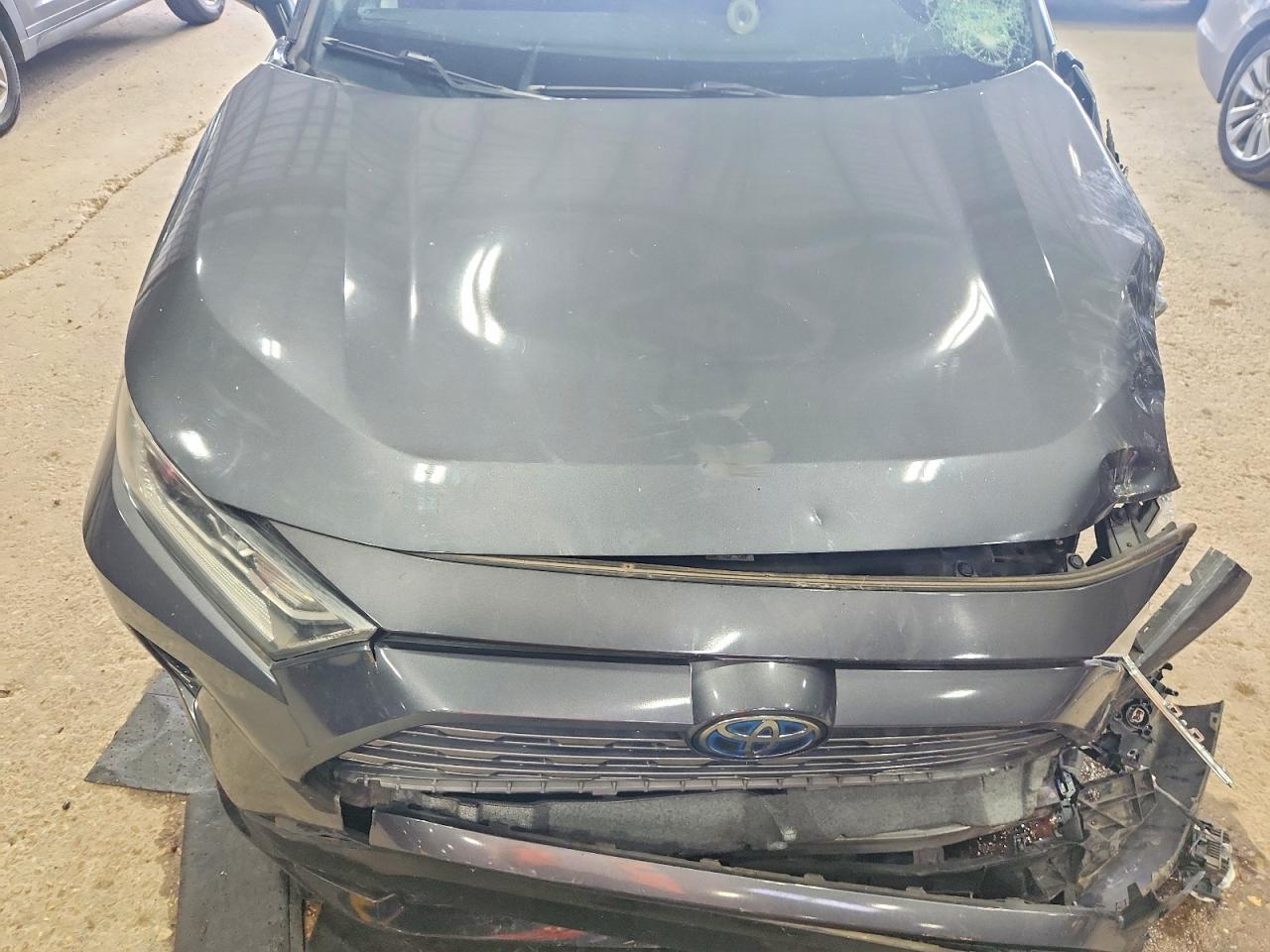 TOYOTA RAV4 HYBRID 2021 — 13