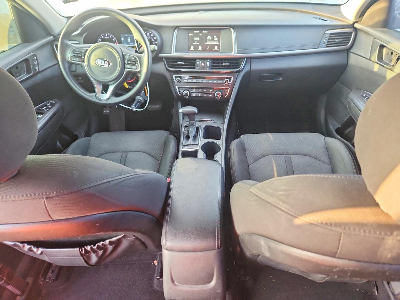 KIA OPTIMA 2017 — 9