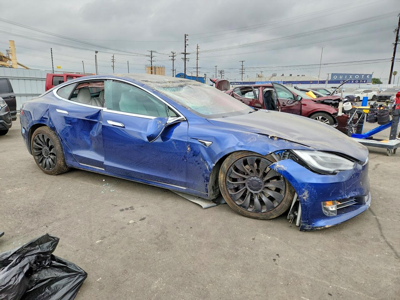 TESLA MODEL S 2018 — 5