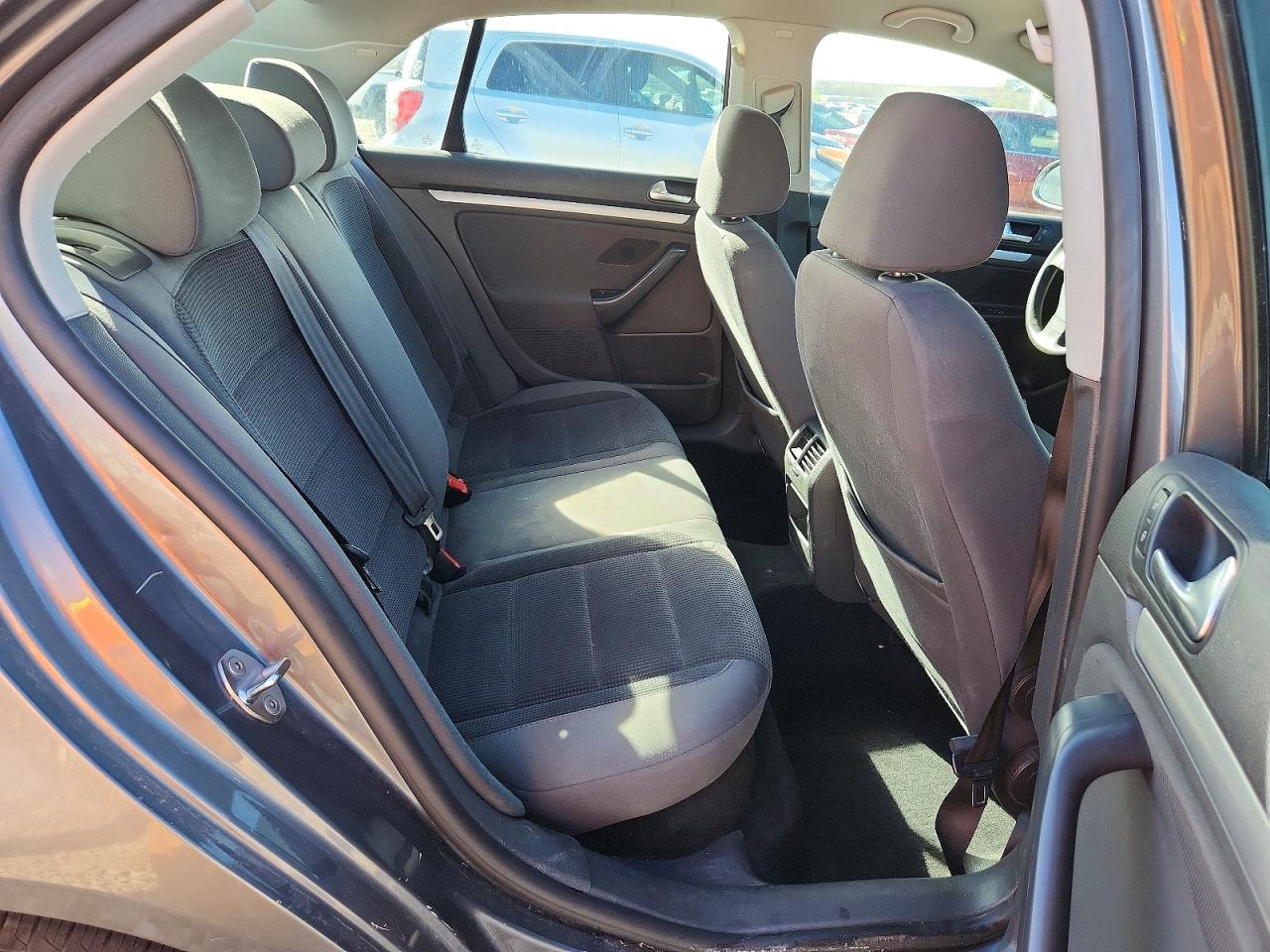 VOLKSWAGEN JETTA 2008 — 11