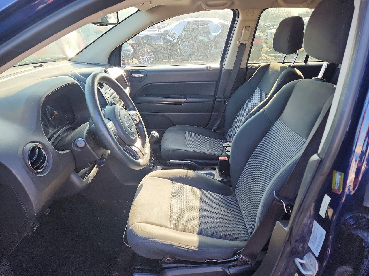 JEEP COMPASS 2016 — 8