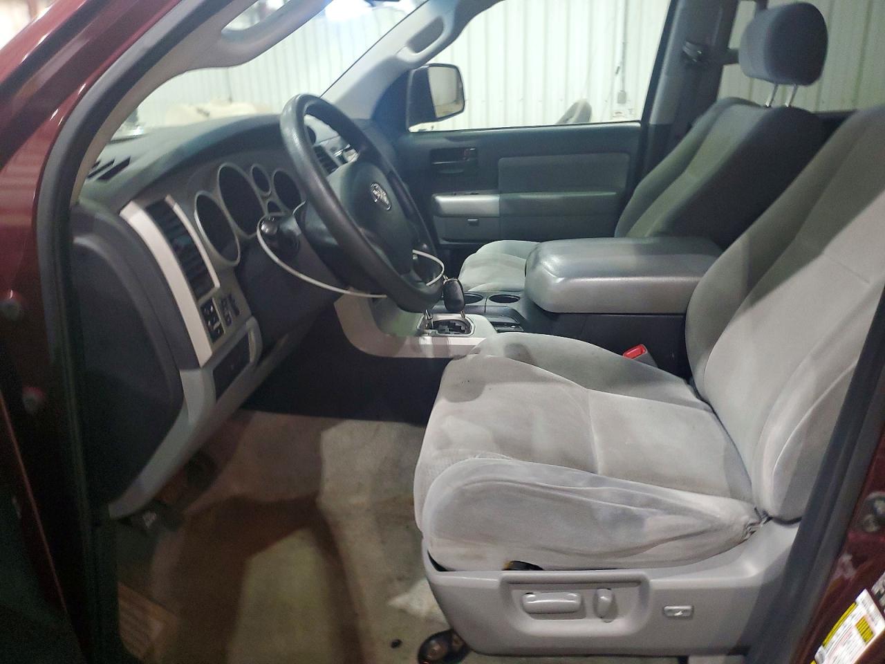 TOYOTA SEQUOIA 2009 — 8