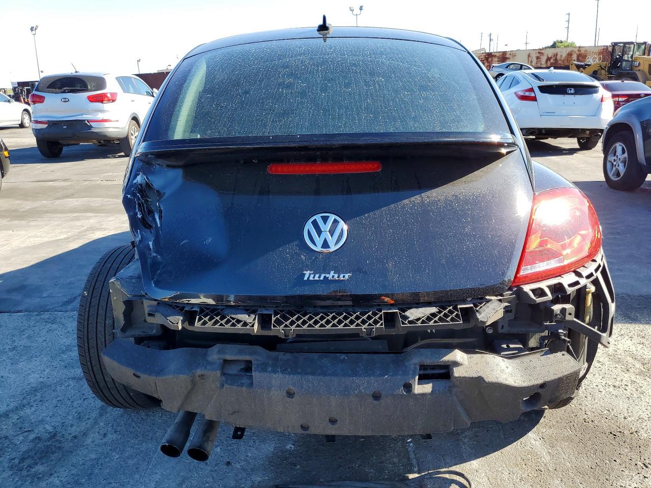 VOLKSWAGEN BEETLE 2016 — 7