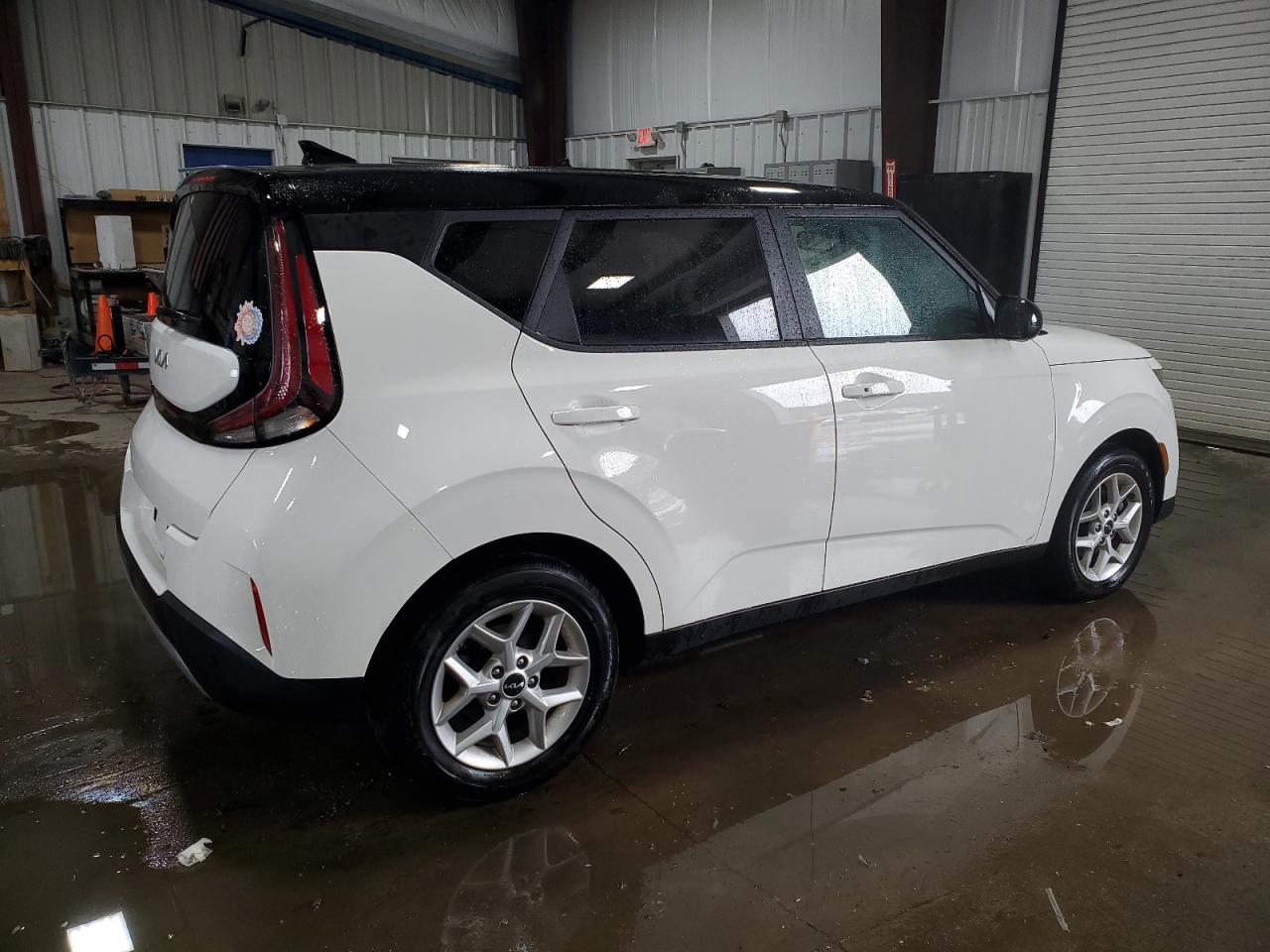 KIA SOUL 2023 — 4