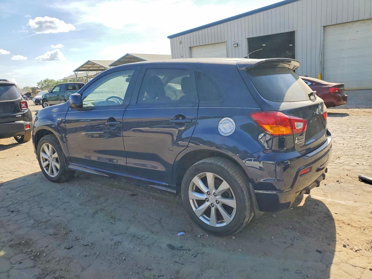 MITSUBISHI OUTLANDER SPORT 2012 — 3