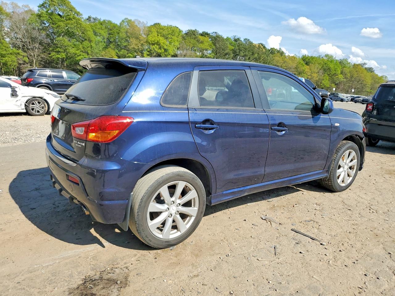 MITSUBISHI OUTLANDER SPORT 2012 — 4