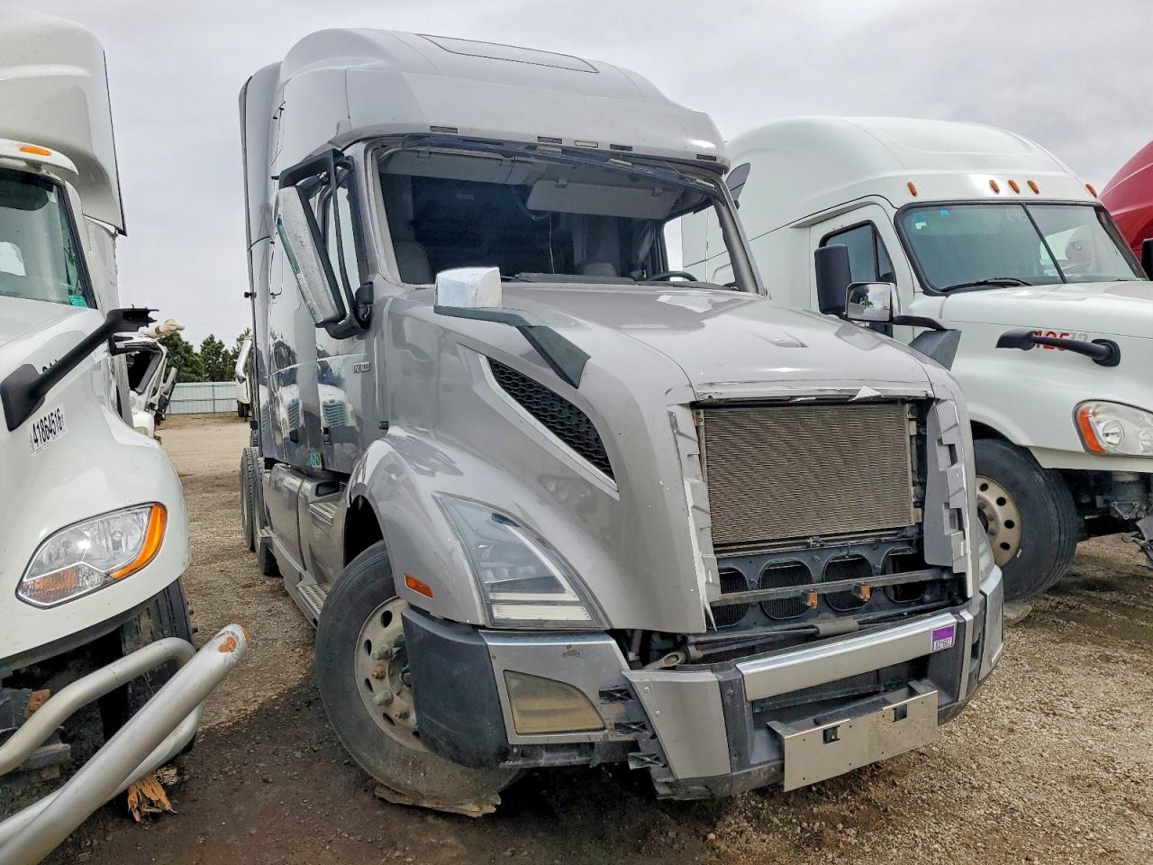 2020 VOLVO VN VNL