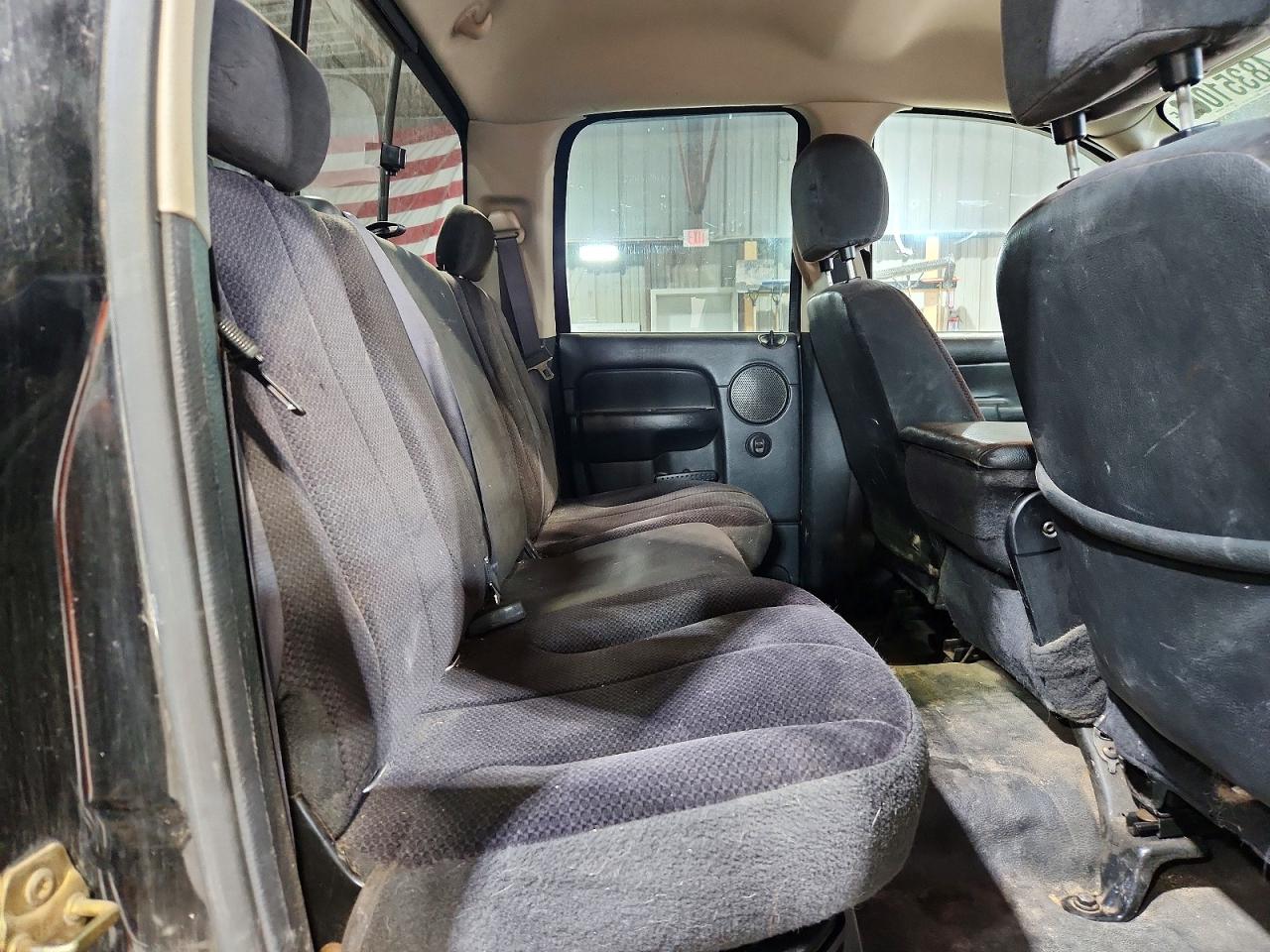DODGE RAM 2500 2004 — 11
