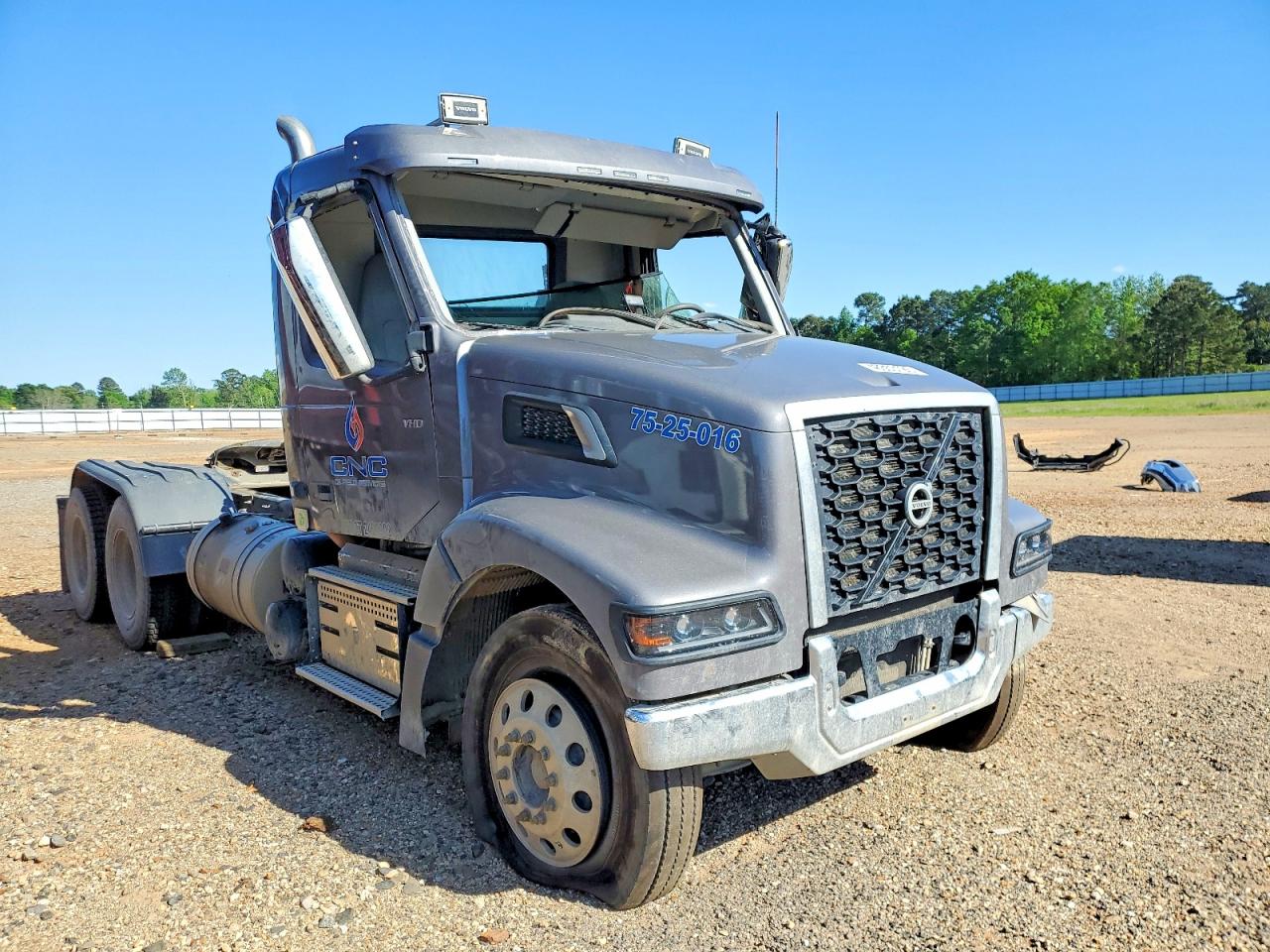 VOLVO VHD 2025 — 2