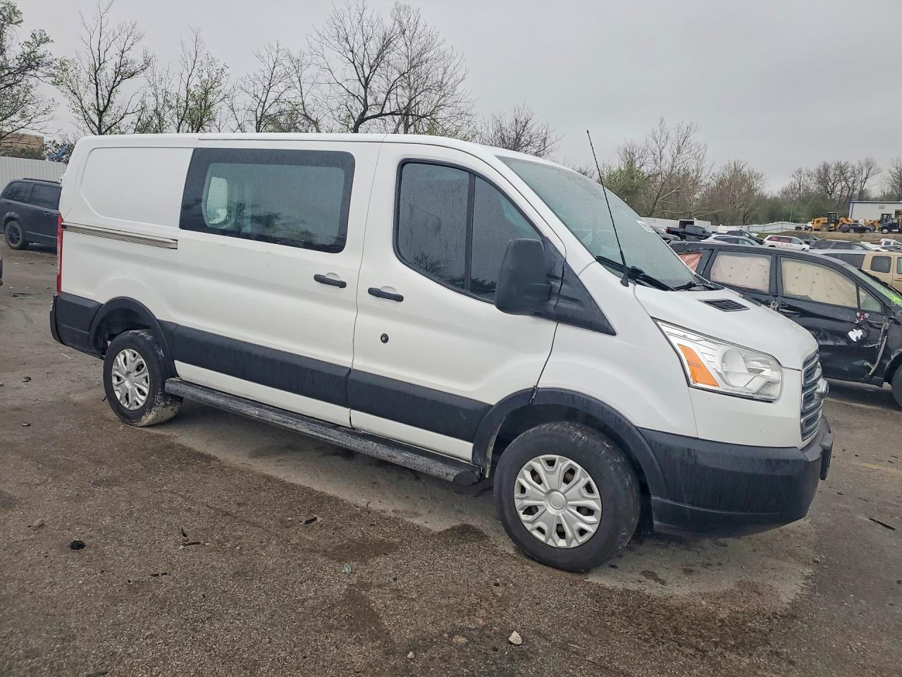 FORD TRANSIT 2017 — 5