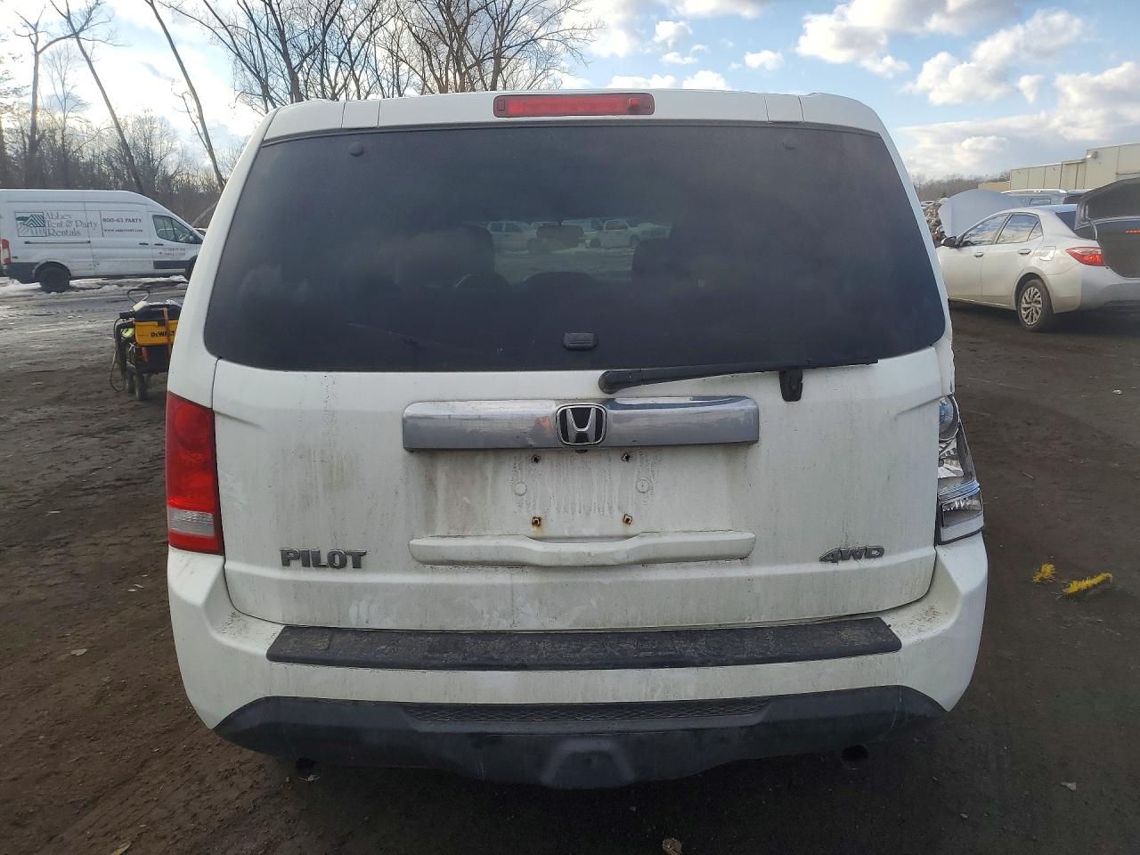 HONDA PILOT 2014 — 7
