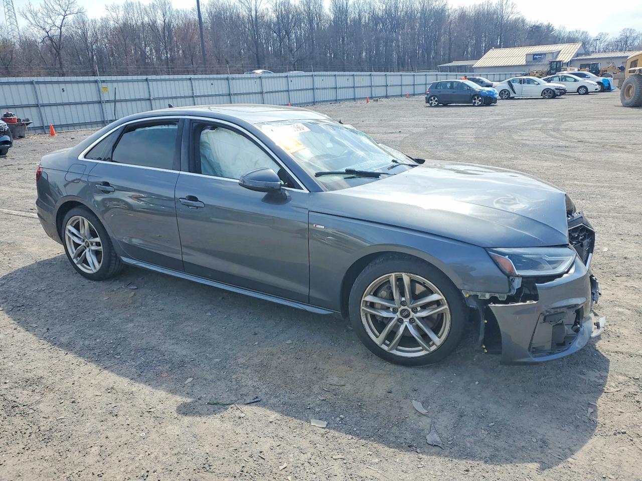 AUDI A4 2022 — 5
