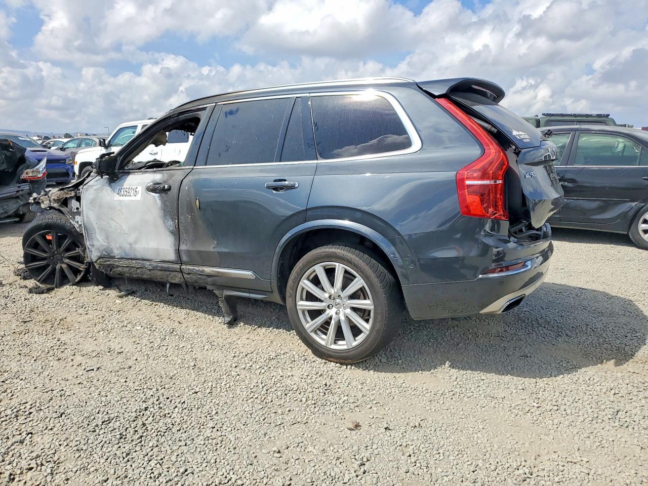 VOLVO XC90 2016 — 3