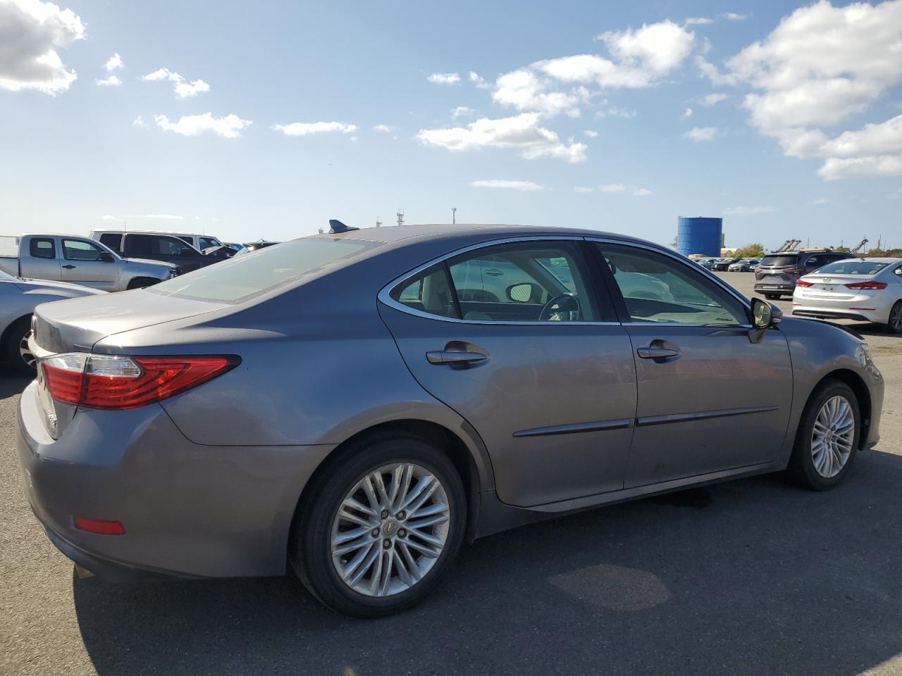 LEXUS ES 2013 — 4