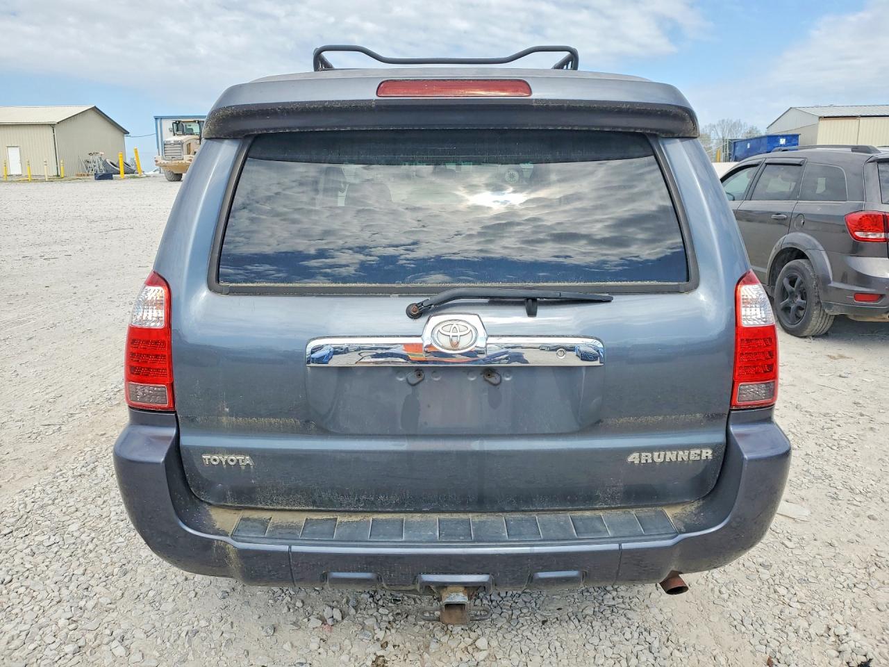 TOYOTA 4RUNNER 2008 — 7