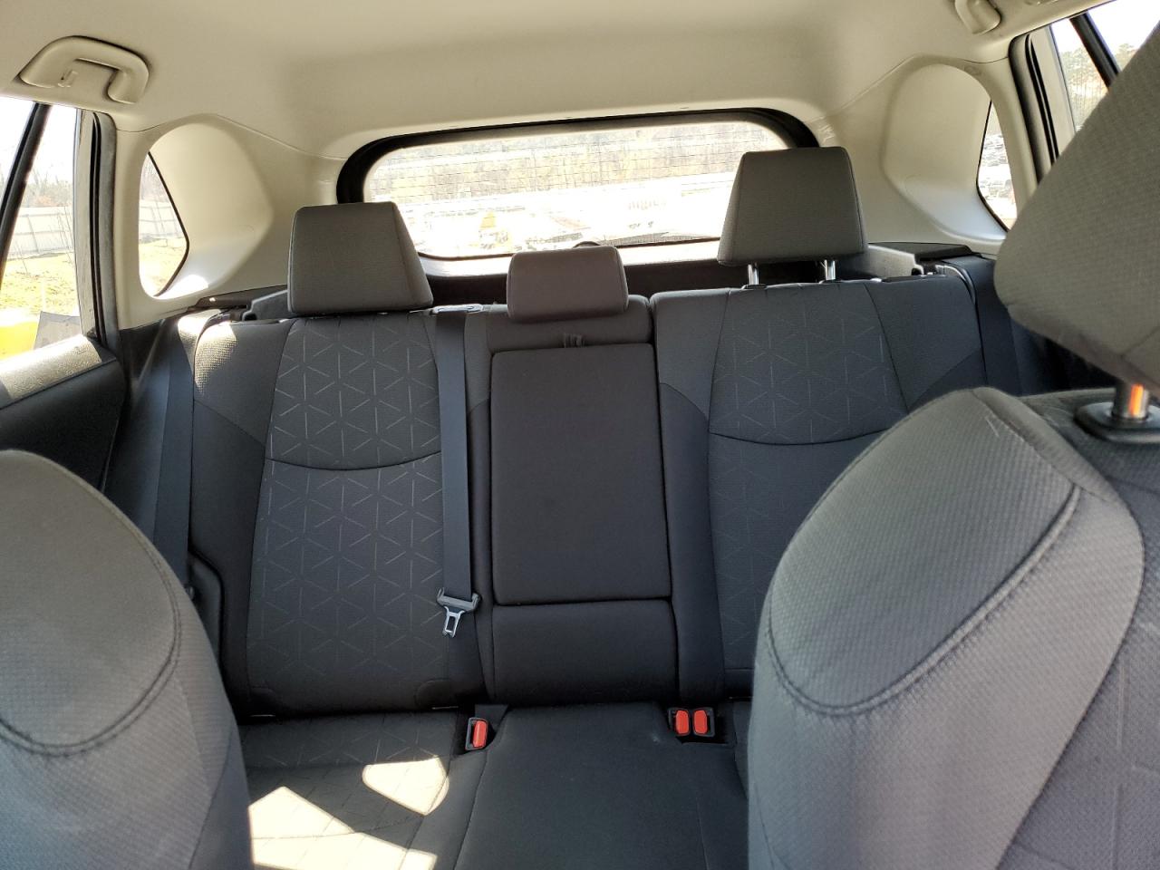TOYOTA RAV4 2021 — 11