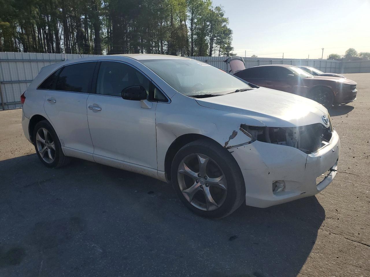 TOYOTA VENZA 2010 — 5