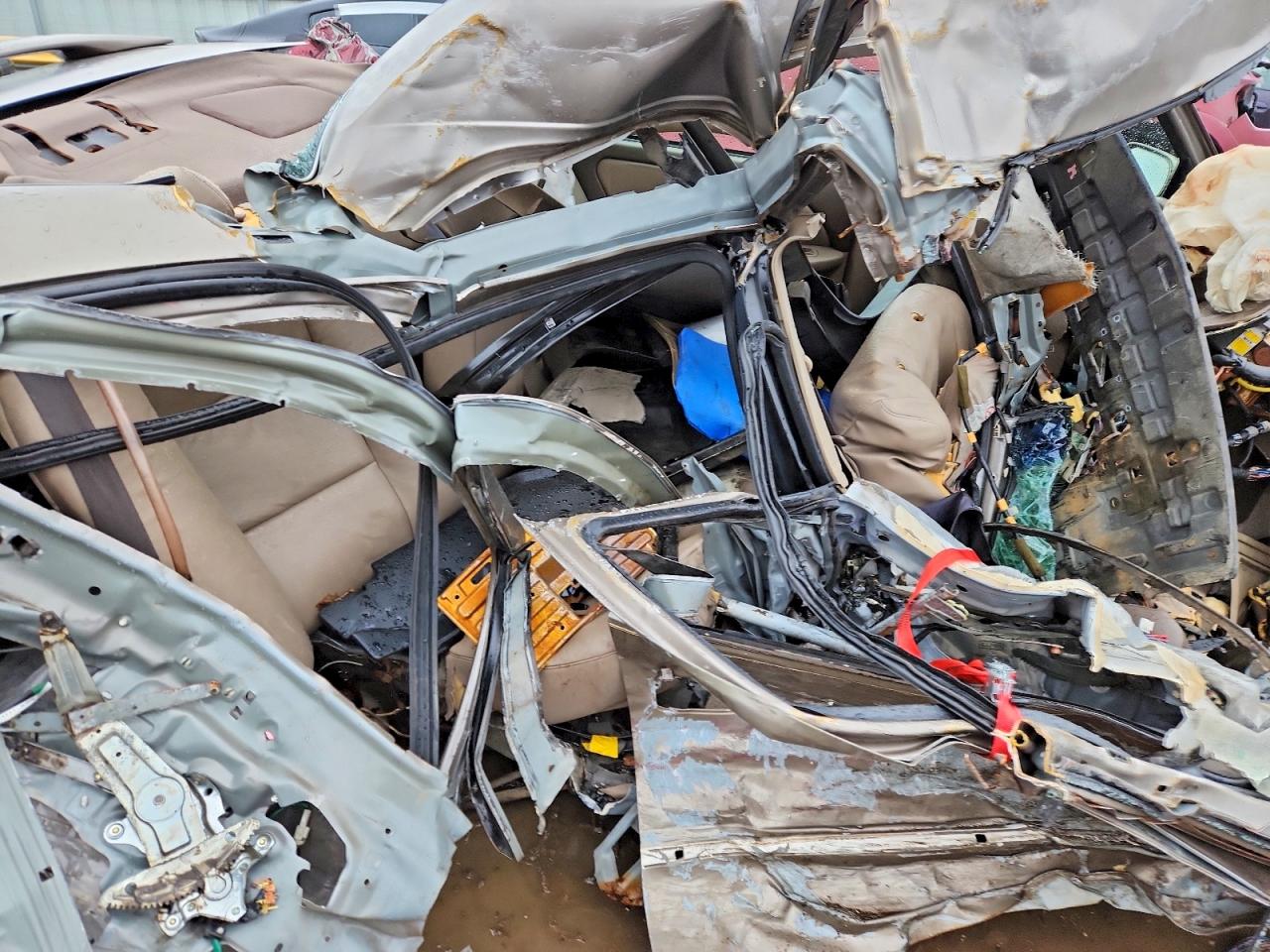 TOYOTA CAMRY 1999 — 11