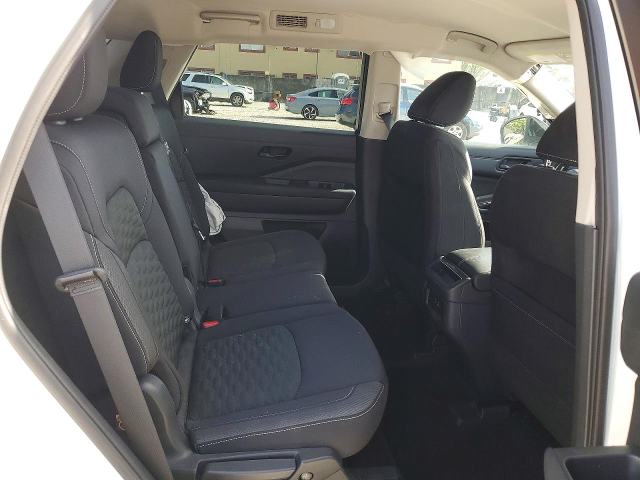NISSAN PATHFINDER 2024 — 12