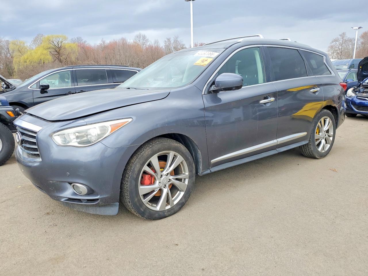 INFINITI JX35 2013 — 2