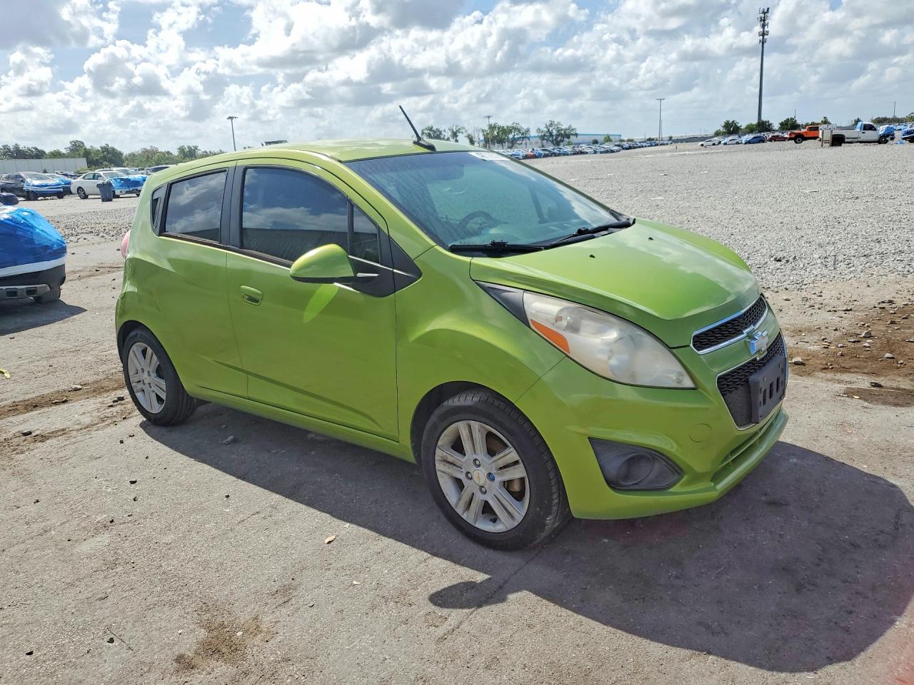 CHEVROLET SPARK 2013 — 5