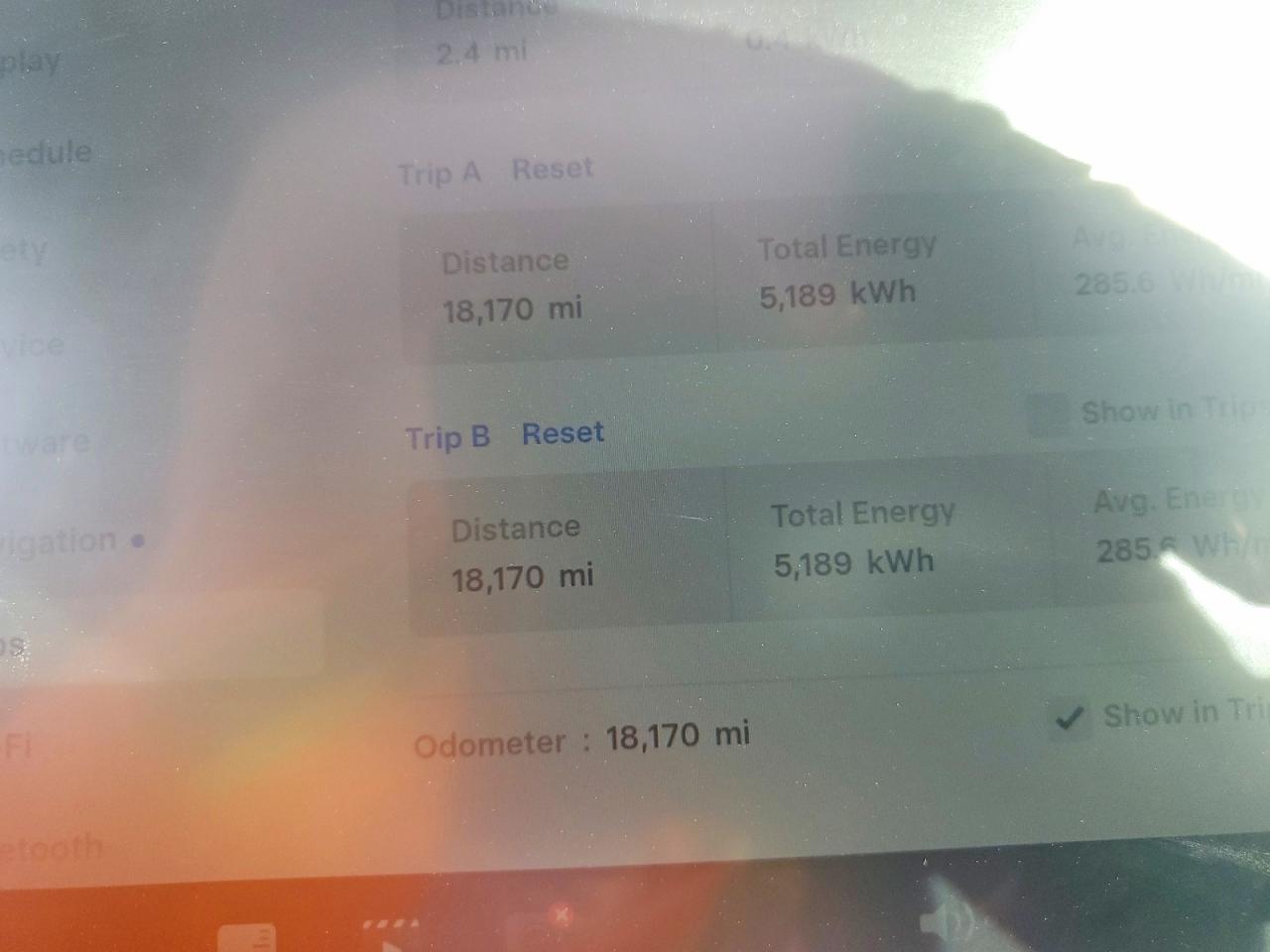 TESLA MODEL Y 2024 — 10