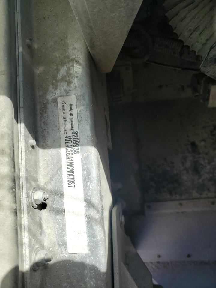 FREIGHTLINER CHASSIS 2021 — 14