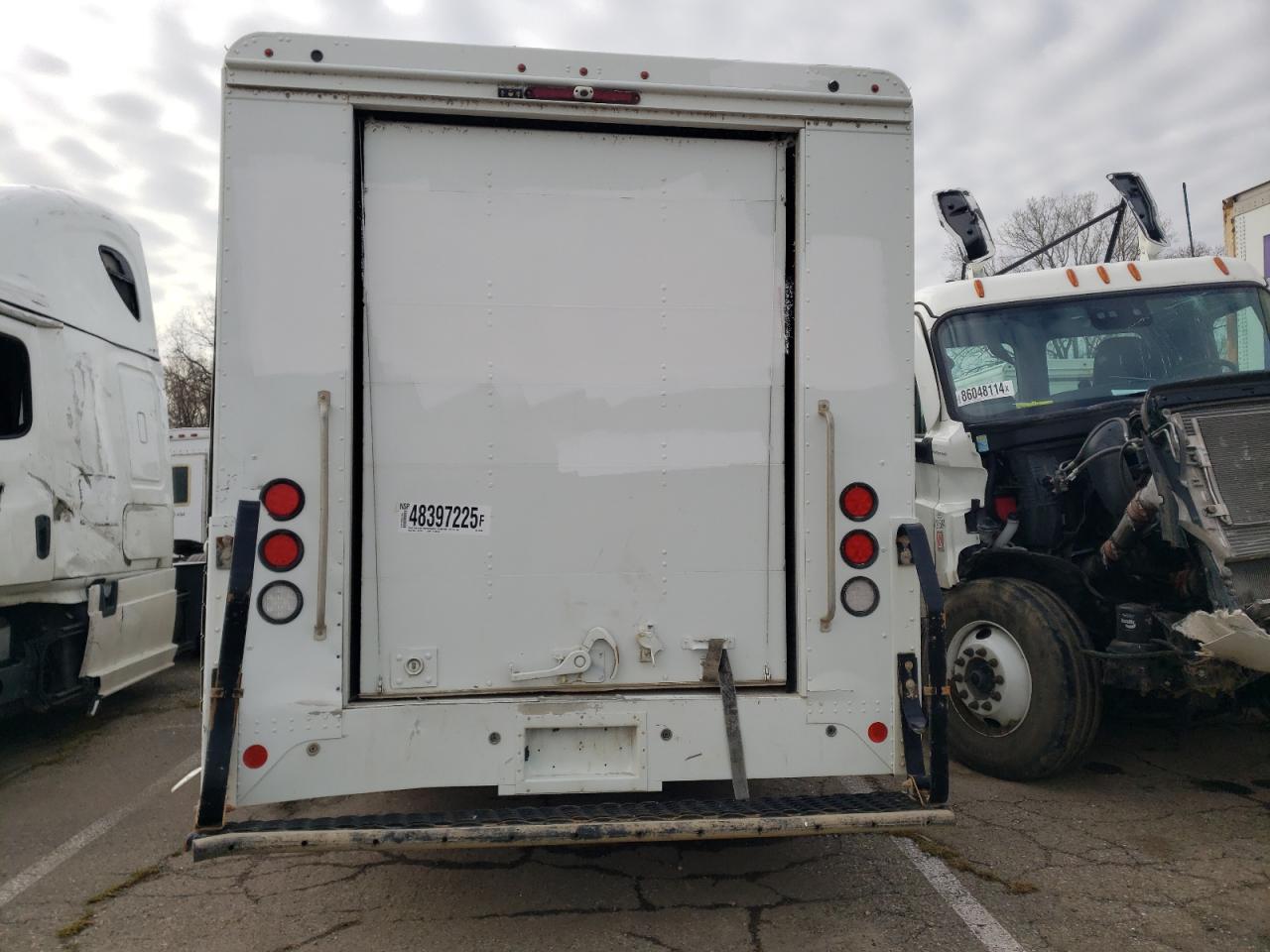 FREIGHTLINER CHASSIS 2021 — 7