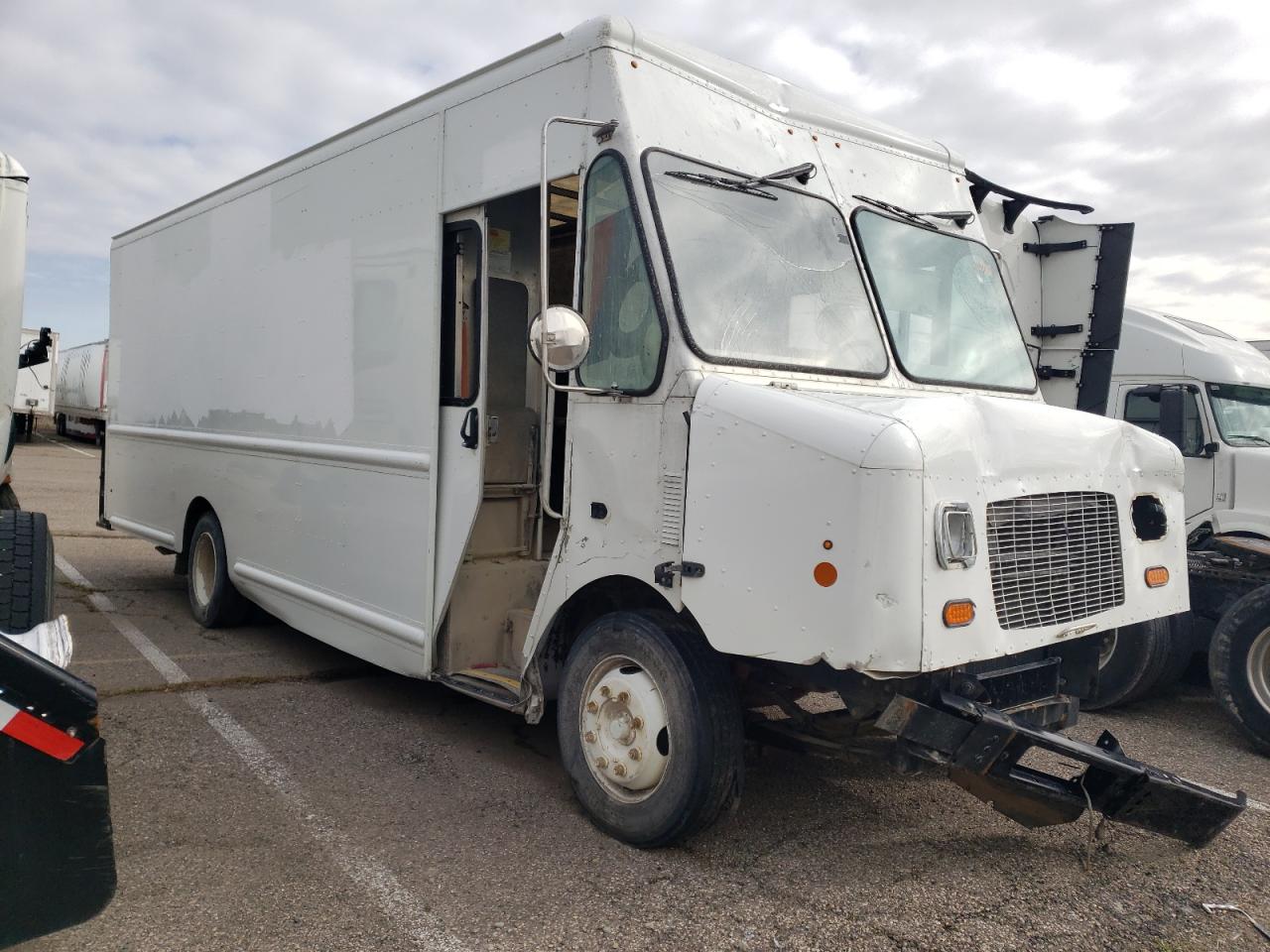 2021 FREIGHTLINER CHASSIS M LINE WALK-IN VAN