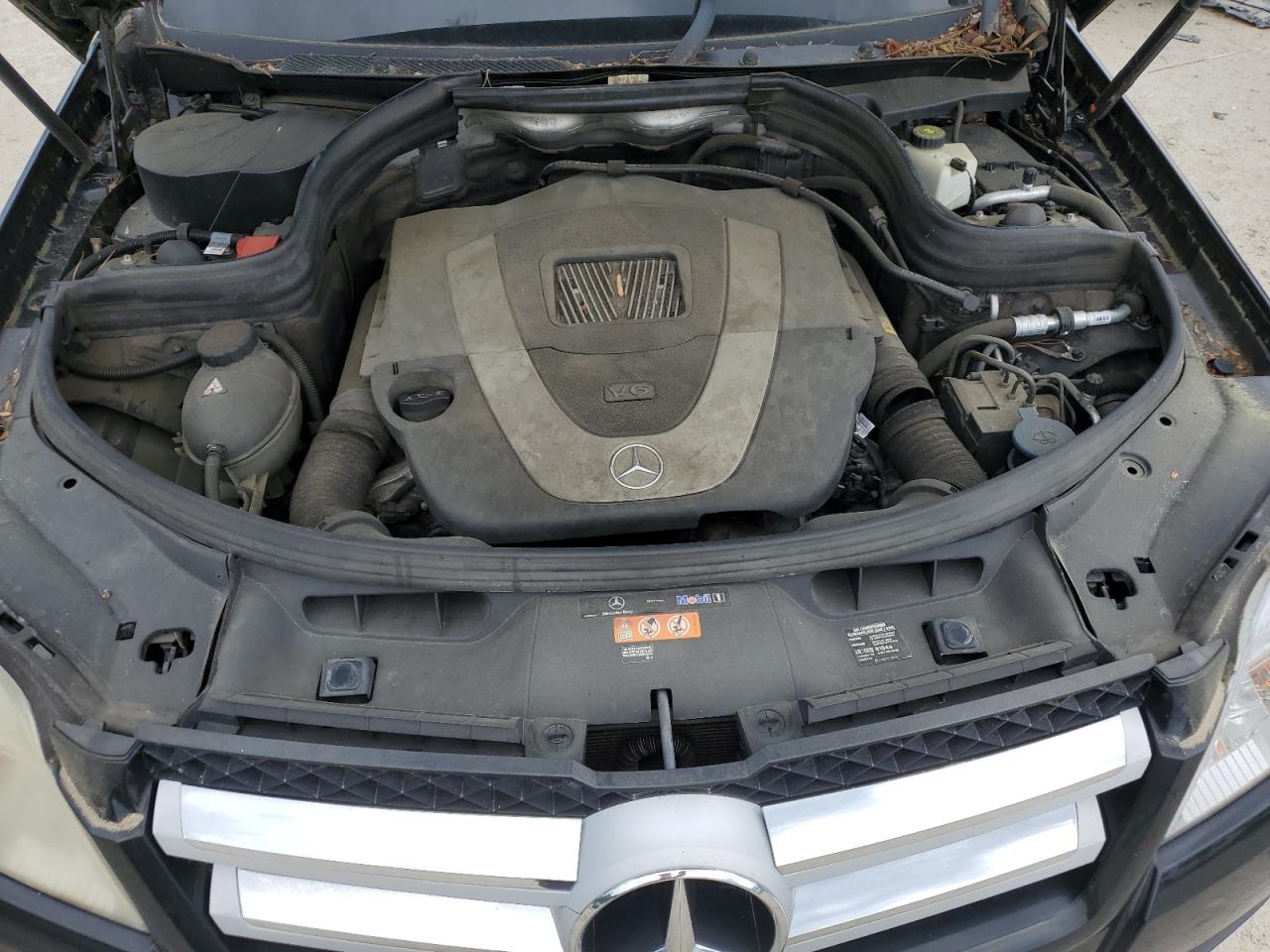 MERCEDES-BENZ GLK350 2010 — 13