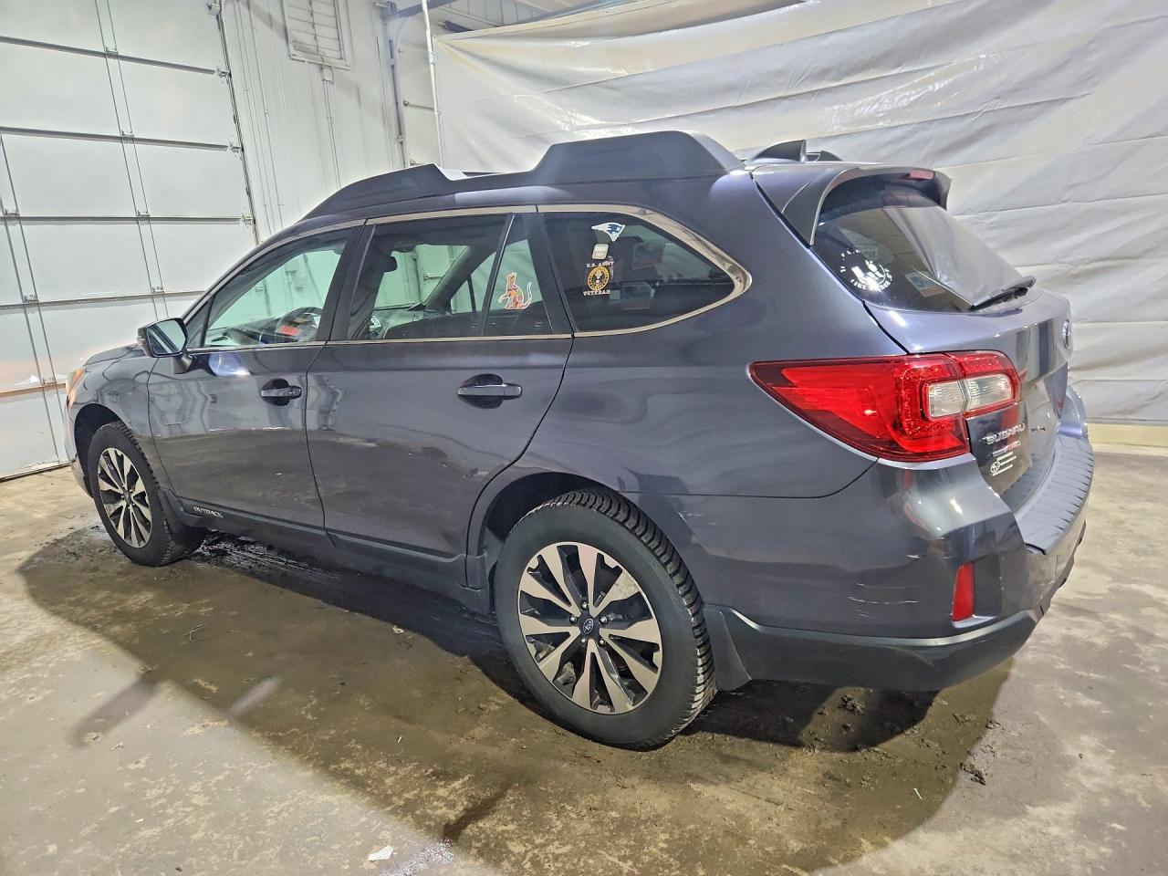 SUBARU OUTBACK 2016 — 3