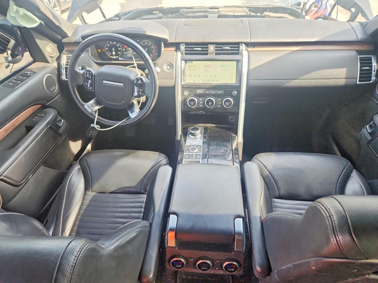 LAND ROVER DISCOVERY 2019 — 9