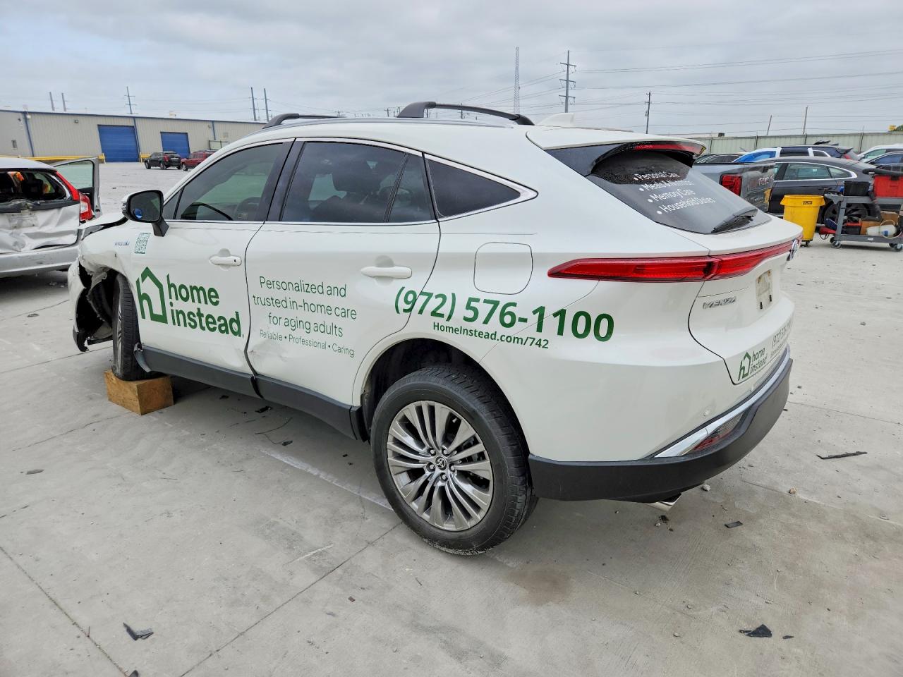 TOYOTA VENZA 2021 — 3